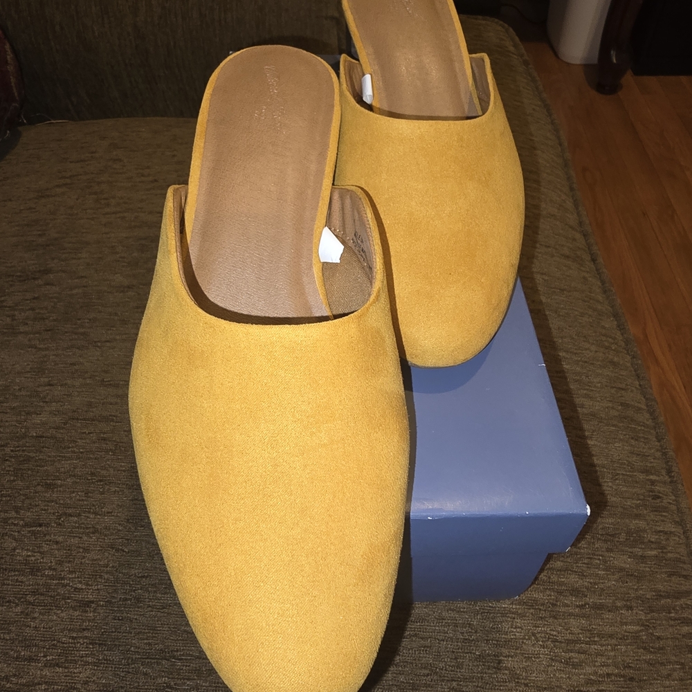 Universal Thread Mustard Suede Block Heel Mules